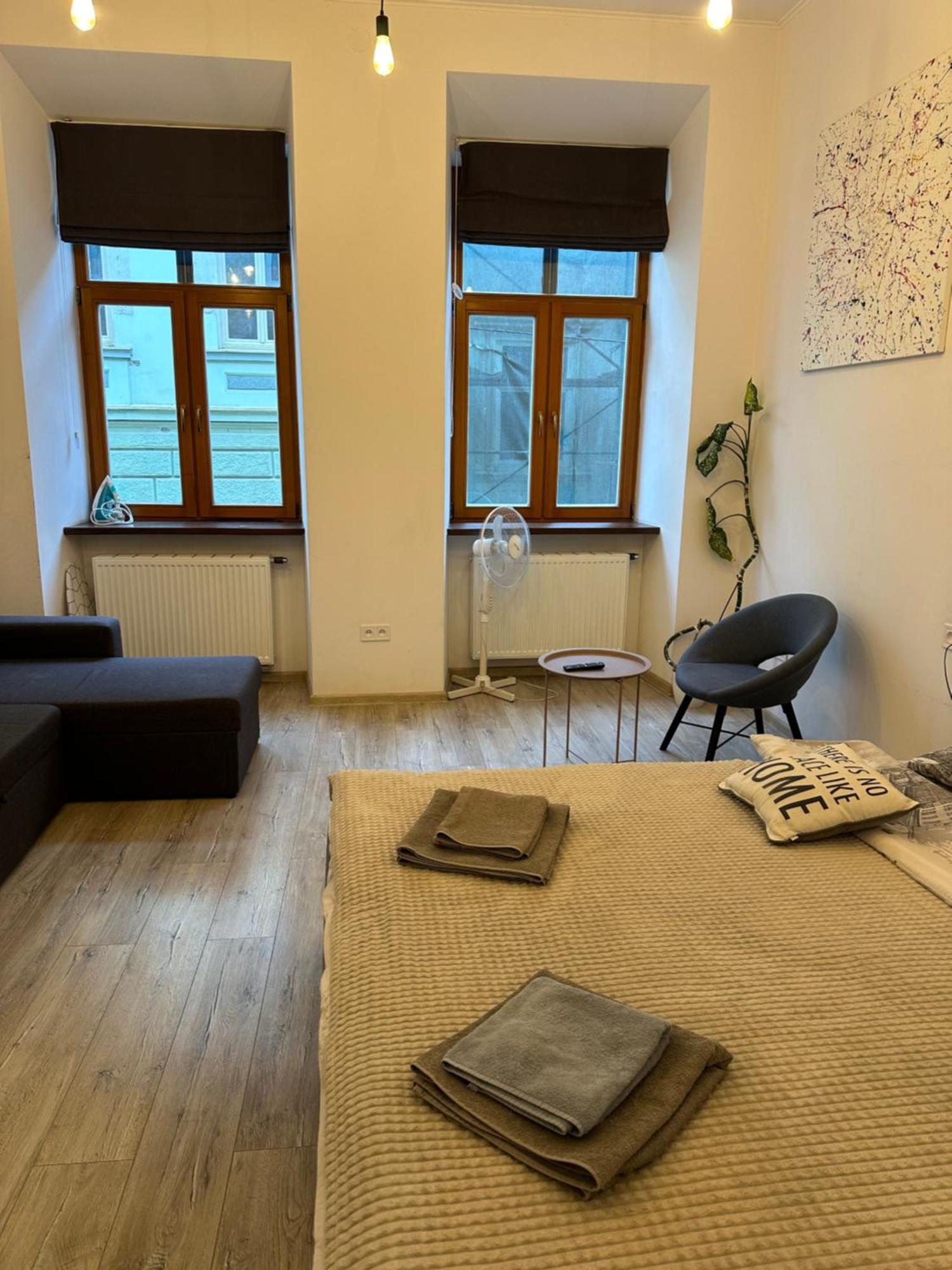 Apartment Vip Virmenska Street Lviv Exterior foto